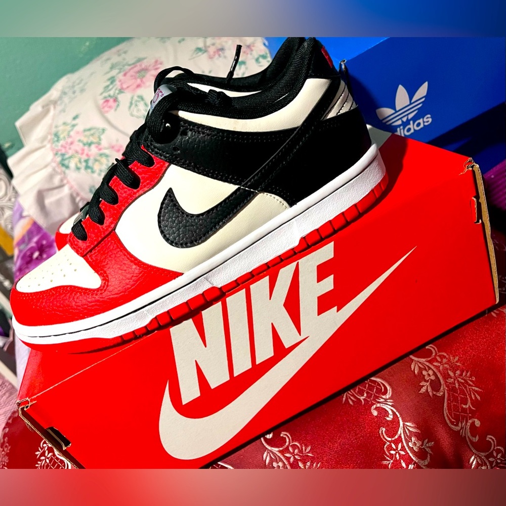 Nike Dunk Low (GS)